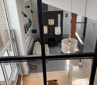  Immeuble � vendre 1300 m�