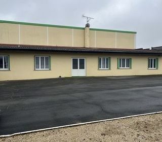  Atelier � vendre 5 pi�ces 2500 m�