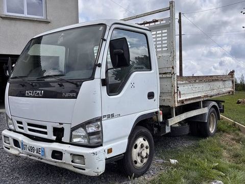 Isuzu N-SERIES N CHASSIS CAB ETROITE 3PL NKR 77 - KS 35 Y 06 2006 occasion Le Puy-en-Velay 43000