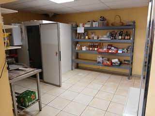  Propri�t�/ch�teau � vendre 2 pi�ces 700 m�