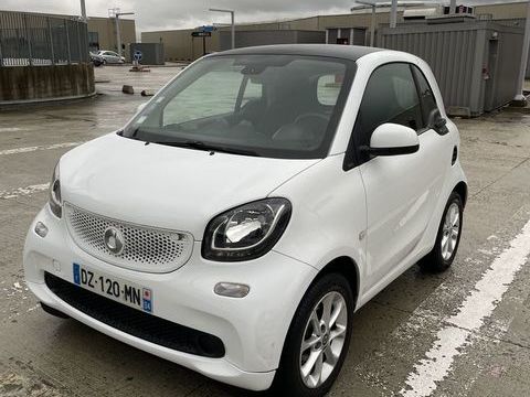 Smart fortwo Coupé 0.9 90 ch S&S Business 