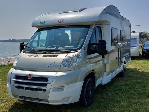 B&Uuml;RSTNER Camping car 2009 occasion Courcelles-la-For&ecirc;t 72270