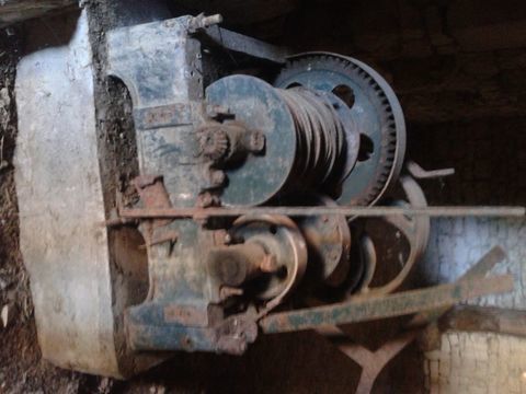 Treuil 300 46230 Belfort-du-quercy