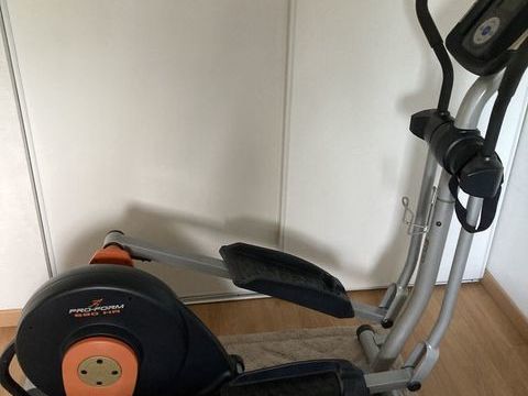 Vlo elliptique Pro-Form 690 HR 270 Troyes (10)