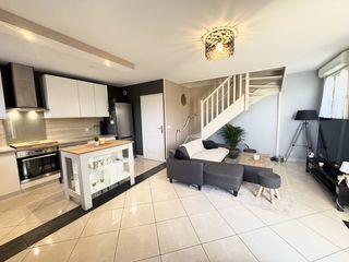  Maison � vendre 4 pi�ces 77 m�