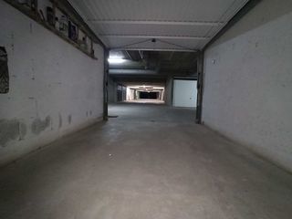  Parking / Garage � vendre 12 m�