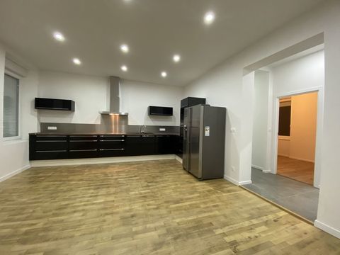   APPARTEMENT 3 PI�CES + COUR INT�RIEURE / LA BROQUE Appartement - 3 pi�ce(s) - 65 m�