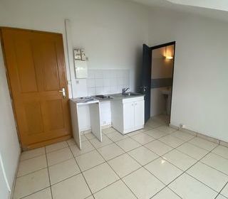  Appartement � louer 1 pi�ce 21 m� Le tampon