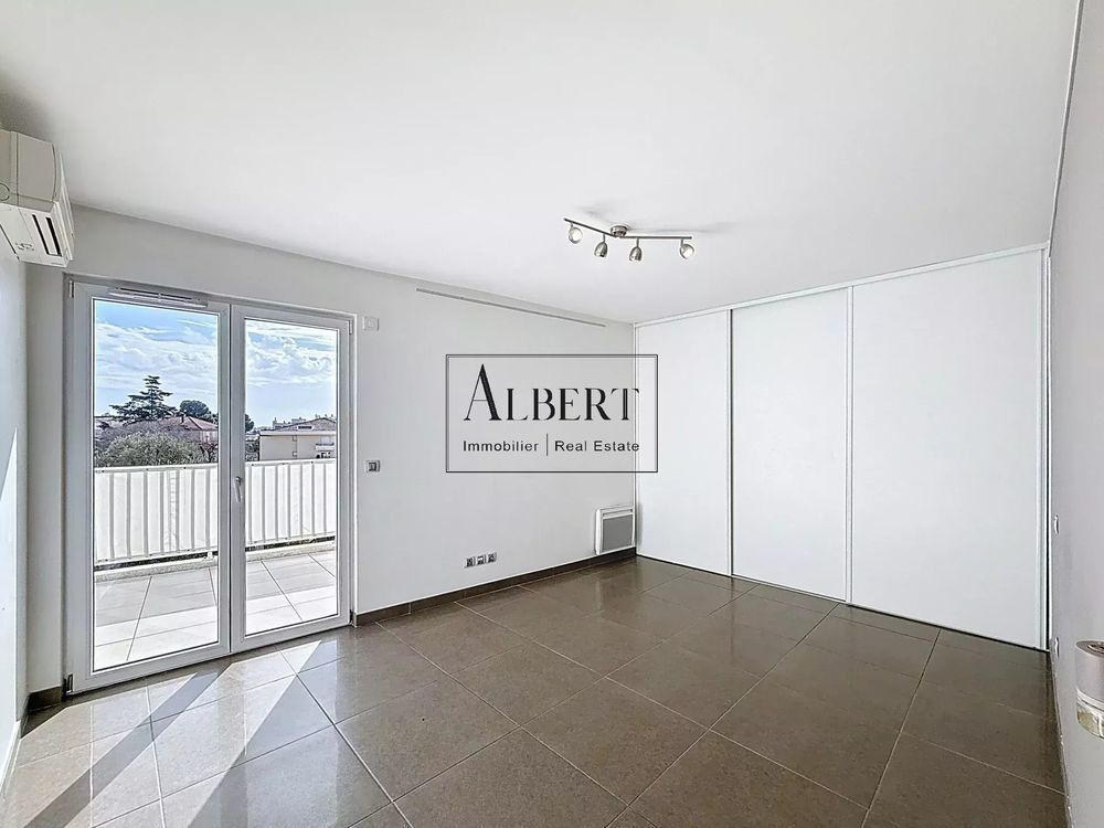 � vendre  Appartement Cannes (06400)