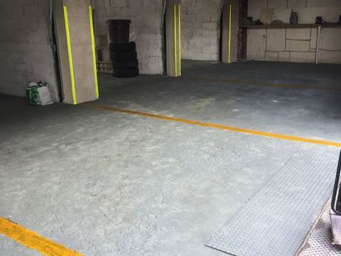  Parking / Garage  louer 20 m