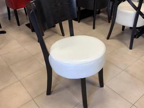 chaise intérieur  Restaurant Snack 49 06000 Nice