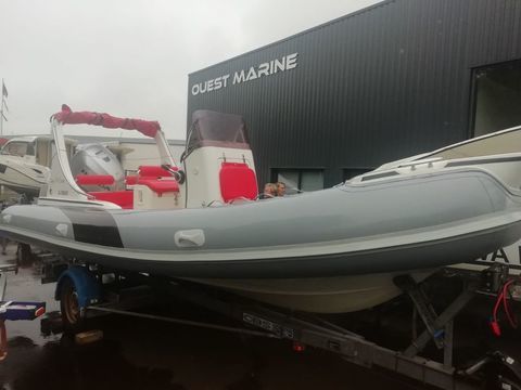 Bateaux &agrave; moteur Pneumatique - Semi-rigide 2012 occasion Plumergat 56400