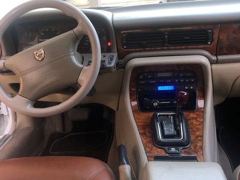 Jaguar XJ 6 XJ6 3.2 Ex&eacute;cutive A 1996 occasion S&egrave;te 34200