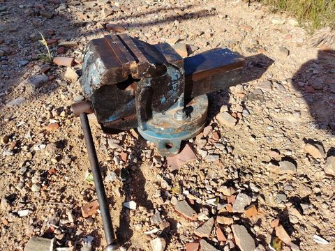 etau mors 125 mm ouv 160 mm 75 Saint-Jean-de-Fos (34)