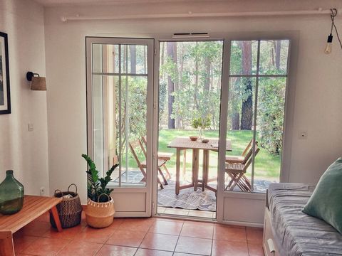   Agr�able Rdc T2 *vue pins *Belle piscine*Proche Golfs Appartement - 2 pi�ce(s) - 32 m�