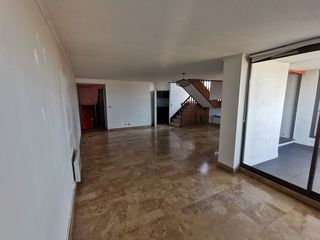  Appartement � louer 4 pi�ces 123 m�