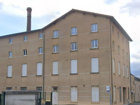 local disponible 60m2 450 01600 Tr�voux