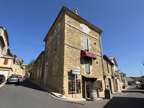   Maison familiale et son caveau. Chateauneuf du Pape Maison - 4 pi�ce(s) - 149 m�