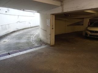  Parking / Garage � louer 12 m�
