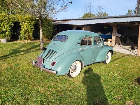 RENAULT Voiture 1954 occasion Le Porge 33680