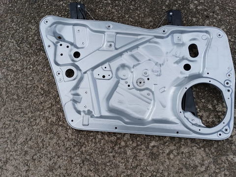 Pi&egrave;ces et &eacute;quipements Voiture Pi&egrave;ces et &eacute;quipements Voiture  occasion Caderousse 84860