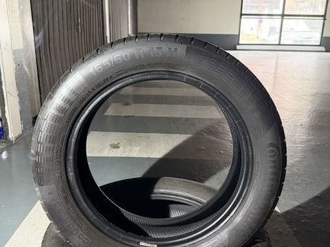 Pi&egrave;ces et &eacute;quipements Voiture Pneu voiture - roue  occasion Grenoble 38000