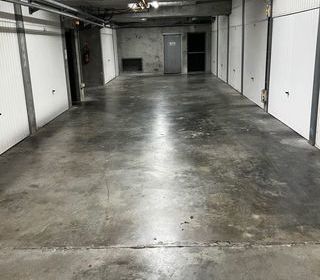  Parking / Garage � vendre 24 m�