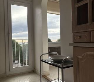  Appartement � vendre 5 pi�ces 89 m� Cassis