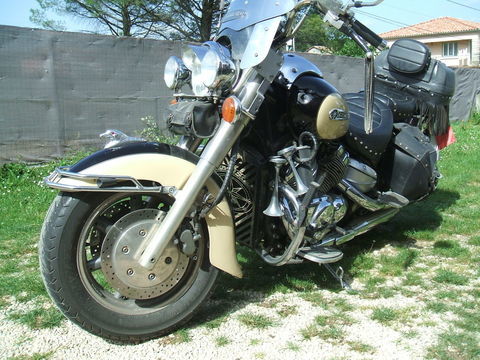 Moto YAMAHA 1996 occasion Saint-Julien-les-Rosiers 30340