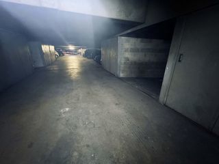  Parking / Garage � vendre 12 m�