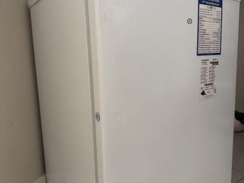 Frigo Essentiel B 90 Paris 10 (75)