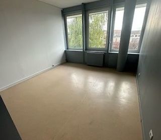  Appartement � louer 4 pi�ces 115 m�