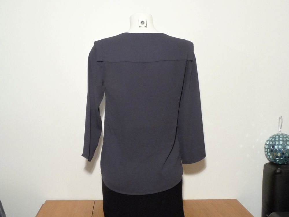 Top/ Tee Shirt Bleu Marine &agrave; Encolure en V- Aridza Bross Vêtements
