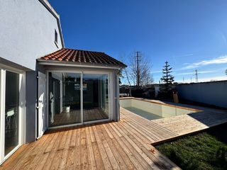  Maison � vendre 6 pi�ces 200 m�