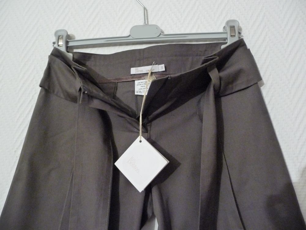 Bermuda/ Short 100% Coton Kaki- Taille 36- Les Petites Vêtements