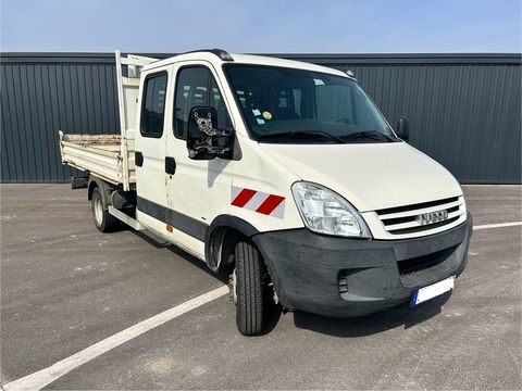 IVECO Camion - porteur > 3,5 t 2009 occasion Pont-Sainte-Maxence 60700