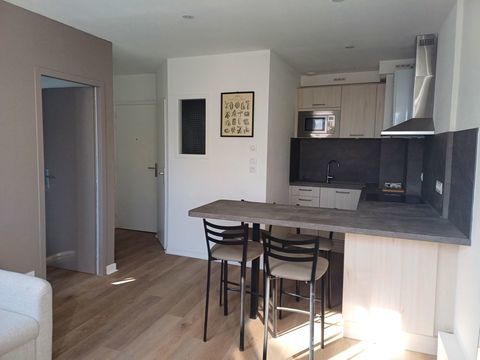   
T2 MEUBLE REFAIT A NEUF CENTRE POLLIONNAY Appartement - 2 pi�ce(s) - 30 m�