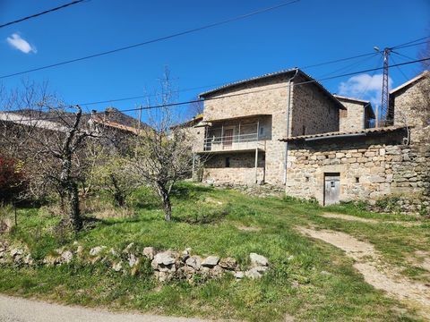   MAISON EN PIERRE AVEC TERRAIN 429M2-BURZET (HAMEAU SAUSSES) Maison - 2 pi�ce(s) - 429 m�