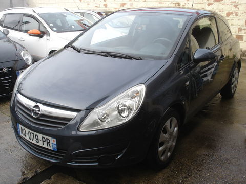 Opel Corsa 1.4 - 100 Twinport Cosmo 2010 occasion Houilles 78800