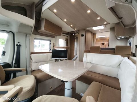 B&Uuml;RSTNER Camping car 2014 occasion Mirambeau 17150