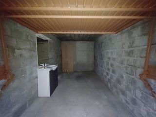  Parking / Garage � vendre 12 m�