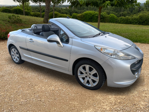 Peugeot 207 CC 1.6 HDi 16v FAP Sport 2008 occasion Villard-Bonnot 38190