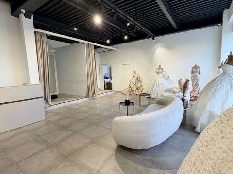 Location Boutique/Local commercial 140 m&sup2; 2422 77170 Servon