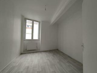  Appartement � louer 4 pi�ces 85 m�