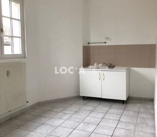  Appartement � louer 4 pi�ces 85 m�
