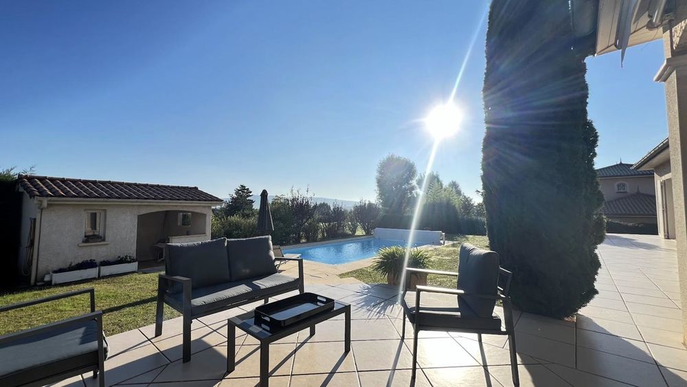 � vendre  Maison Dommartin (69380)