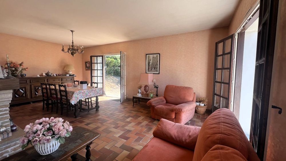 � vendre  Maison Charbonni�res-les-Bains (69260)