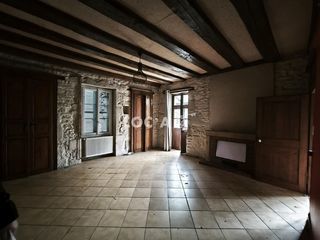  Immeuble � vendre 610 m�