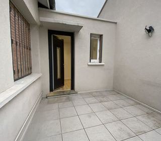  Appartement � louer 4 pi�ces 104 m�