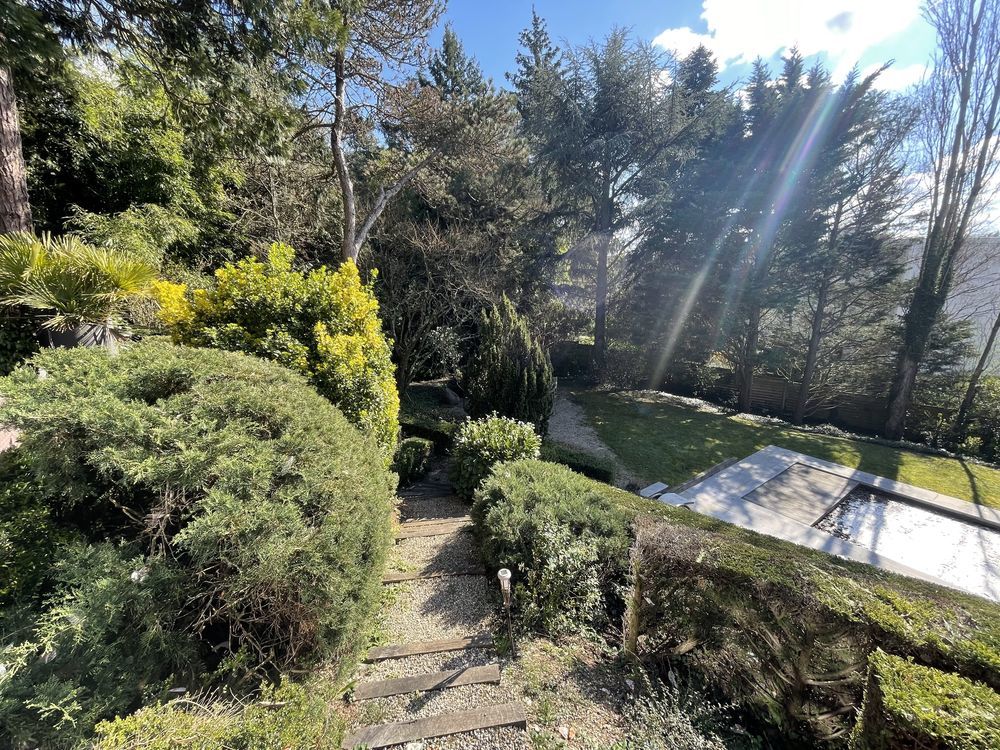 � vendre  Maison Charbonni�res-les-Bains (69260)